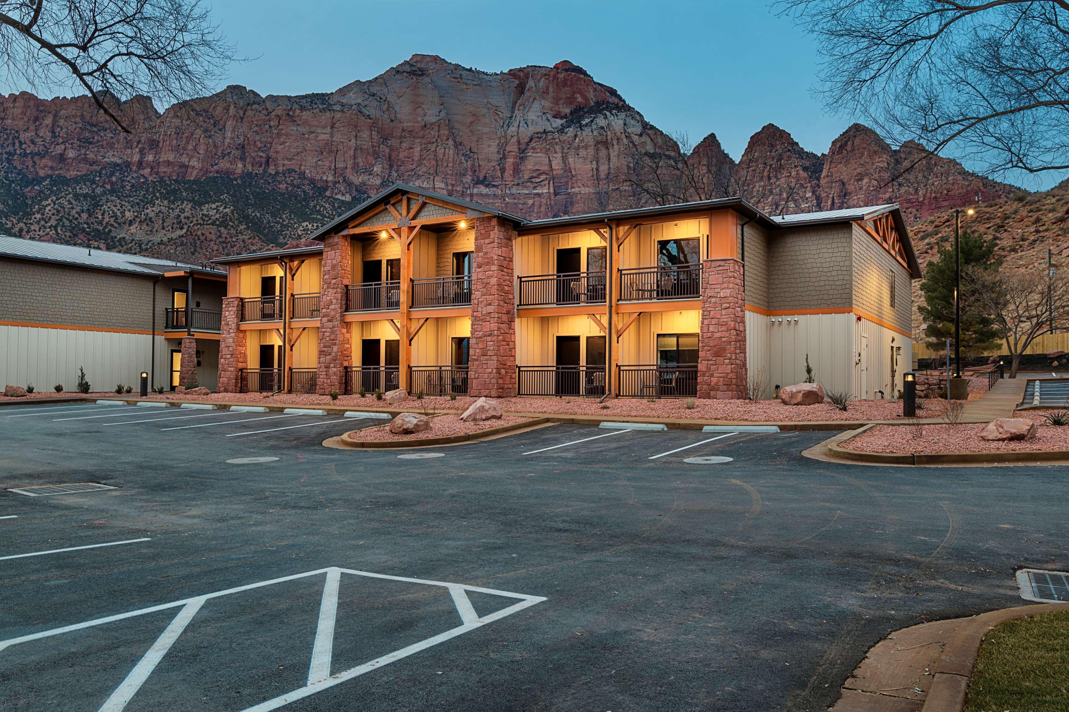 Best Western Plus Zion Canyon Inn & Suites Springdale Exterior foto