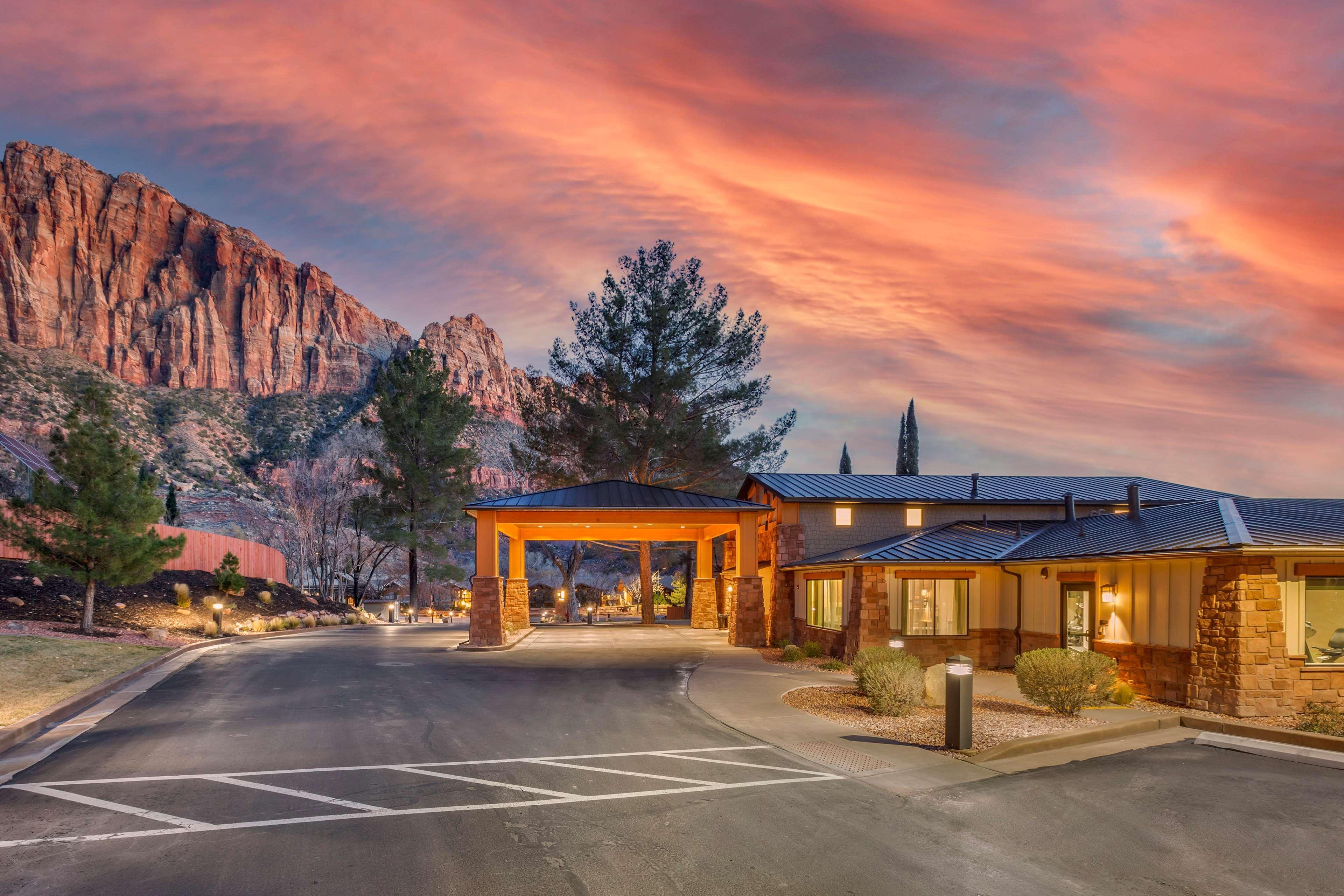 Best Western Plus Zion Canyon Inn & Suites Springdale Exterior foto