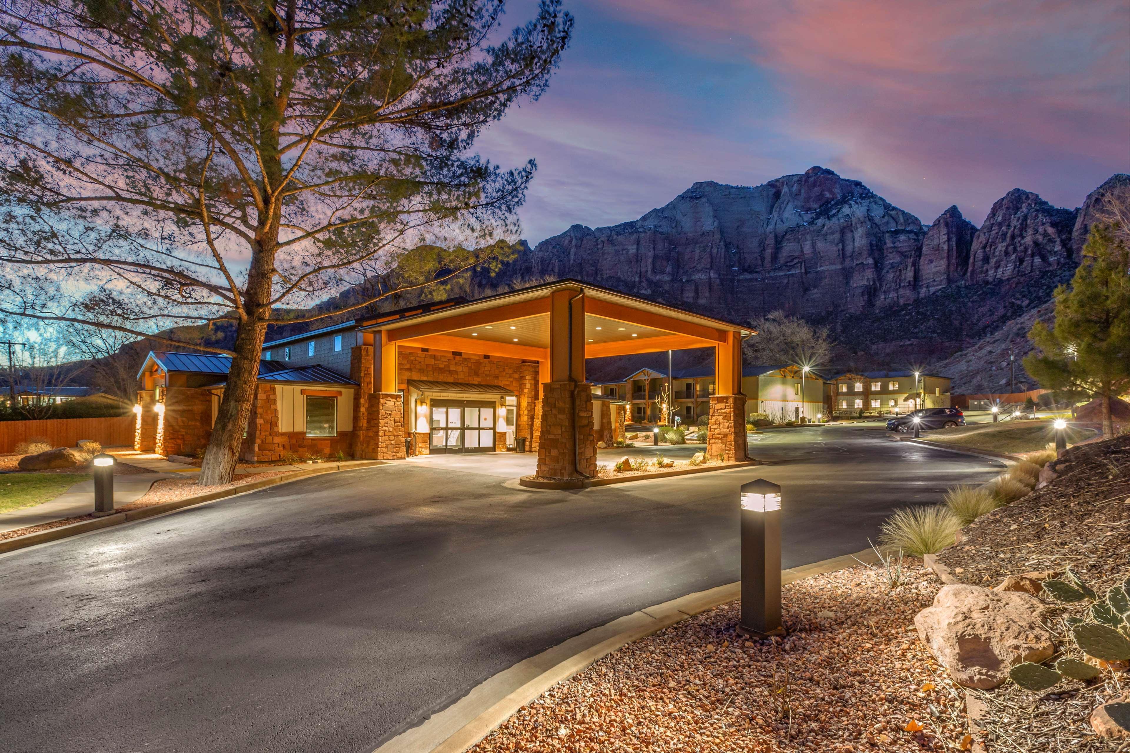 Best Western Plus Zion Canyon Inn & Suites Springdale Exterior foto